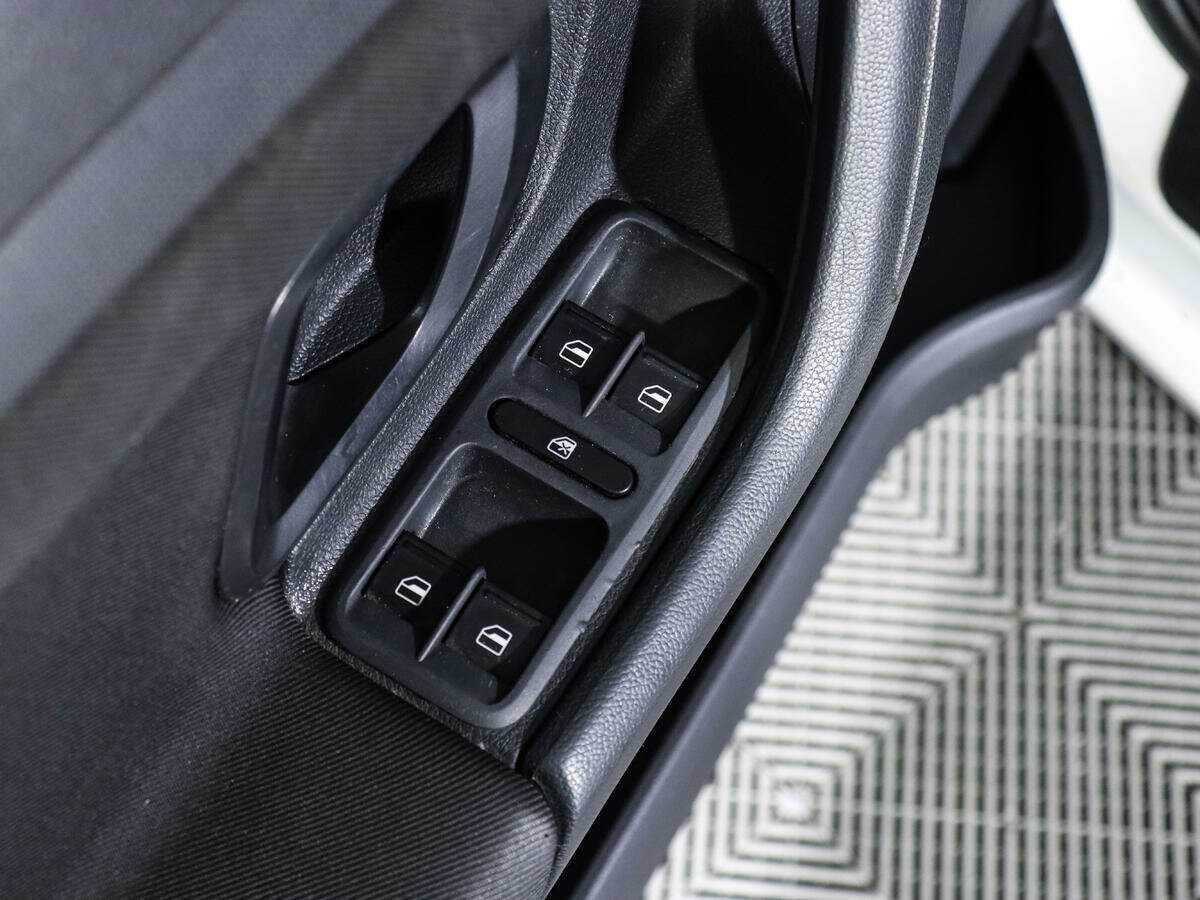 Шкода Фабия б/у, 2014, Механическая. Фото: #14