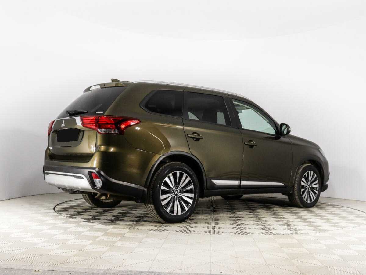 Mitsubishi Outlander б/у, 2020, Вариатор. Фото: #4
