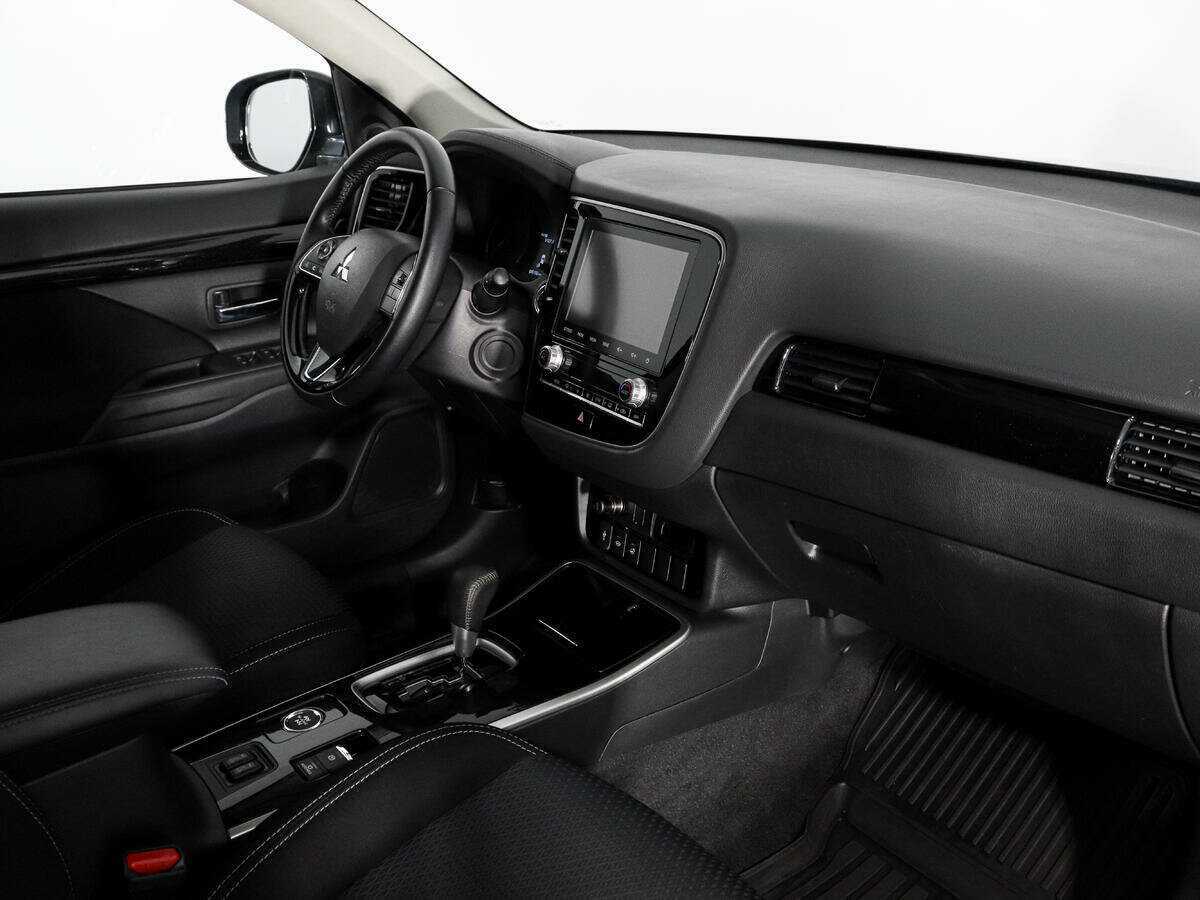 Mitsubishi Outlander б/у, 2020, Вариатор. Фото: #13