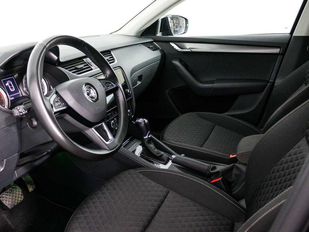 Skoda Octavia б/у, 2018, Роботизированная. Фото: #10