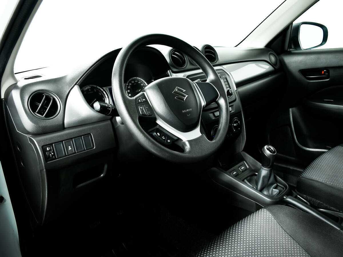 Сузуки Витара б/у, 2018, Механическая. Фото: #12