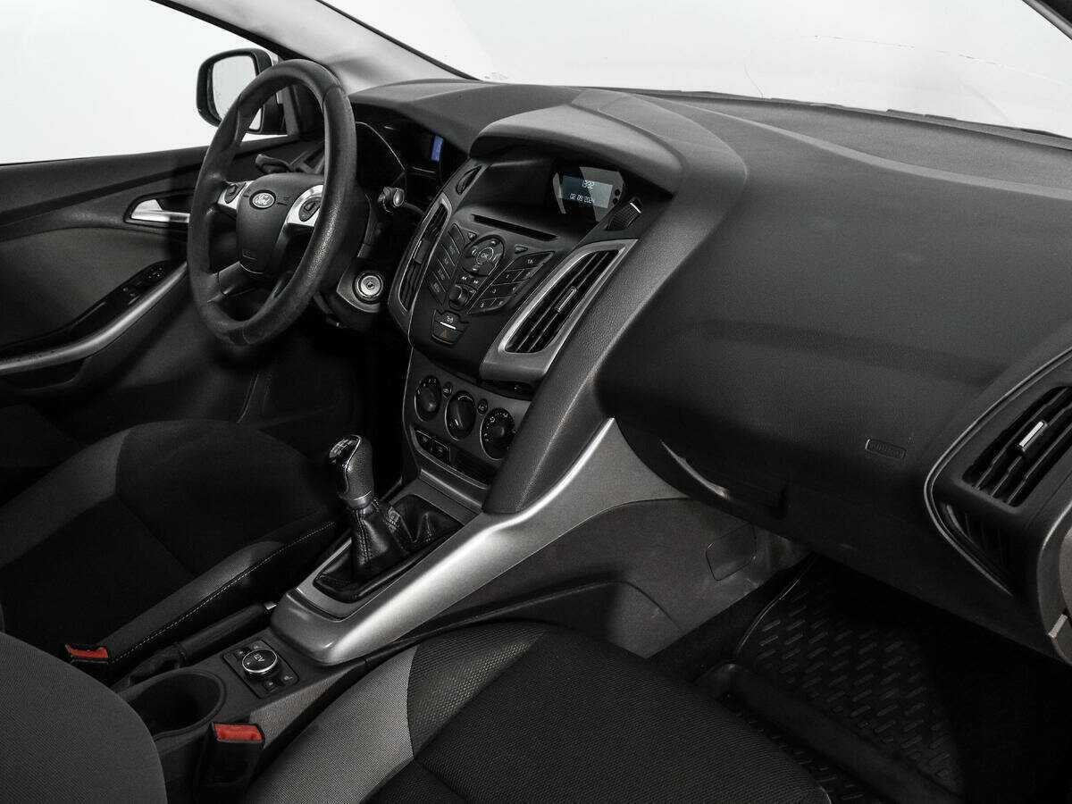 Ford Focus б/у, 2013, Механическая. Фото: #11