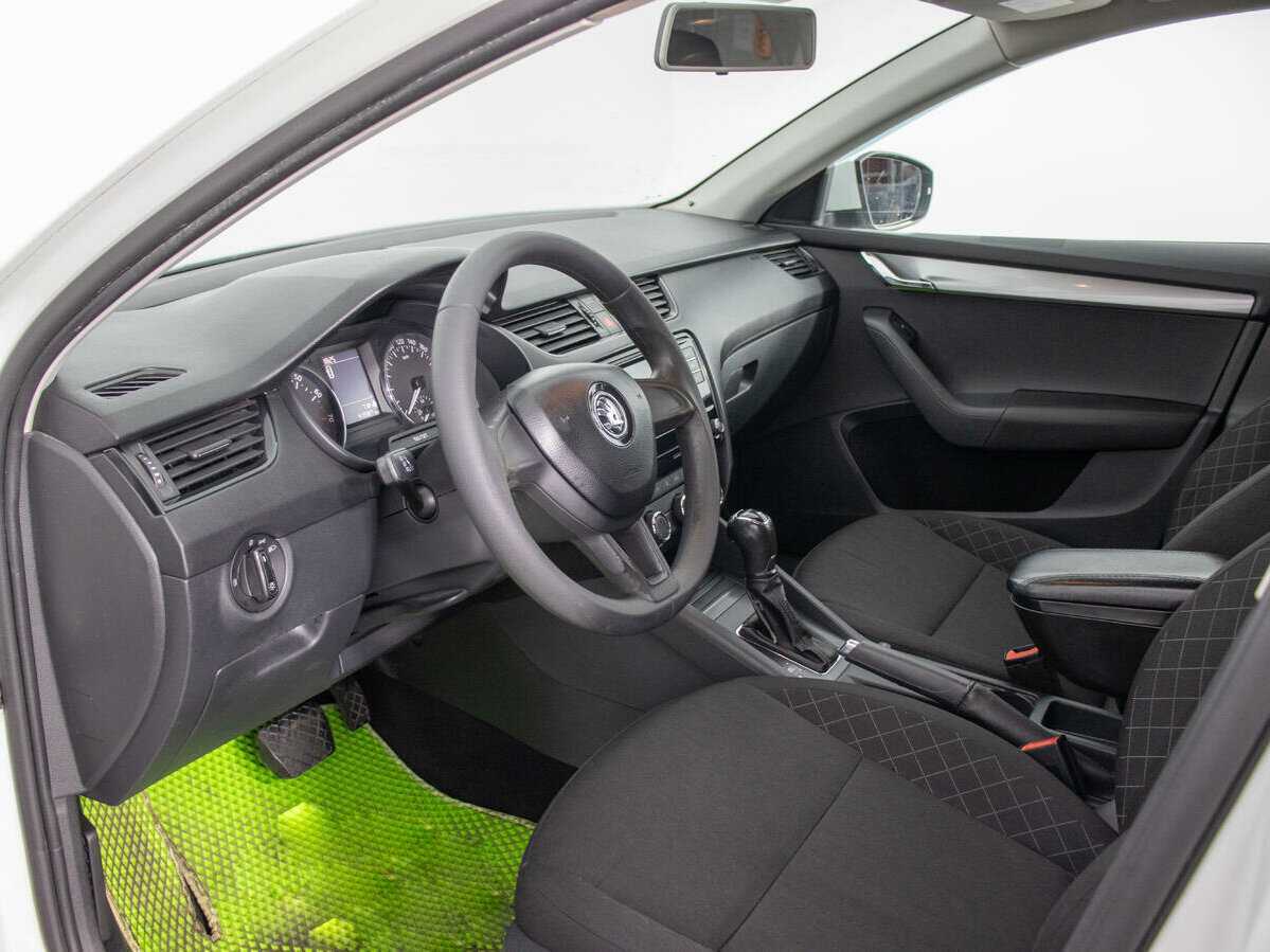 Skoda Octavia б/у, 2018, Автоматическая. Фото: #9