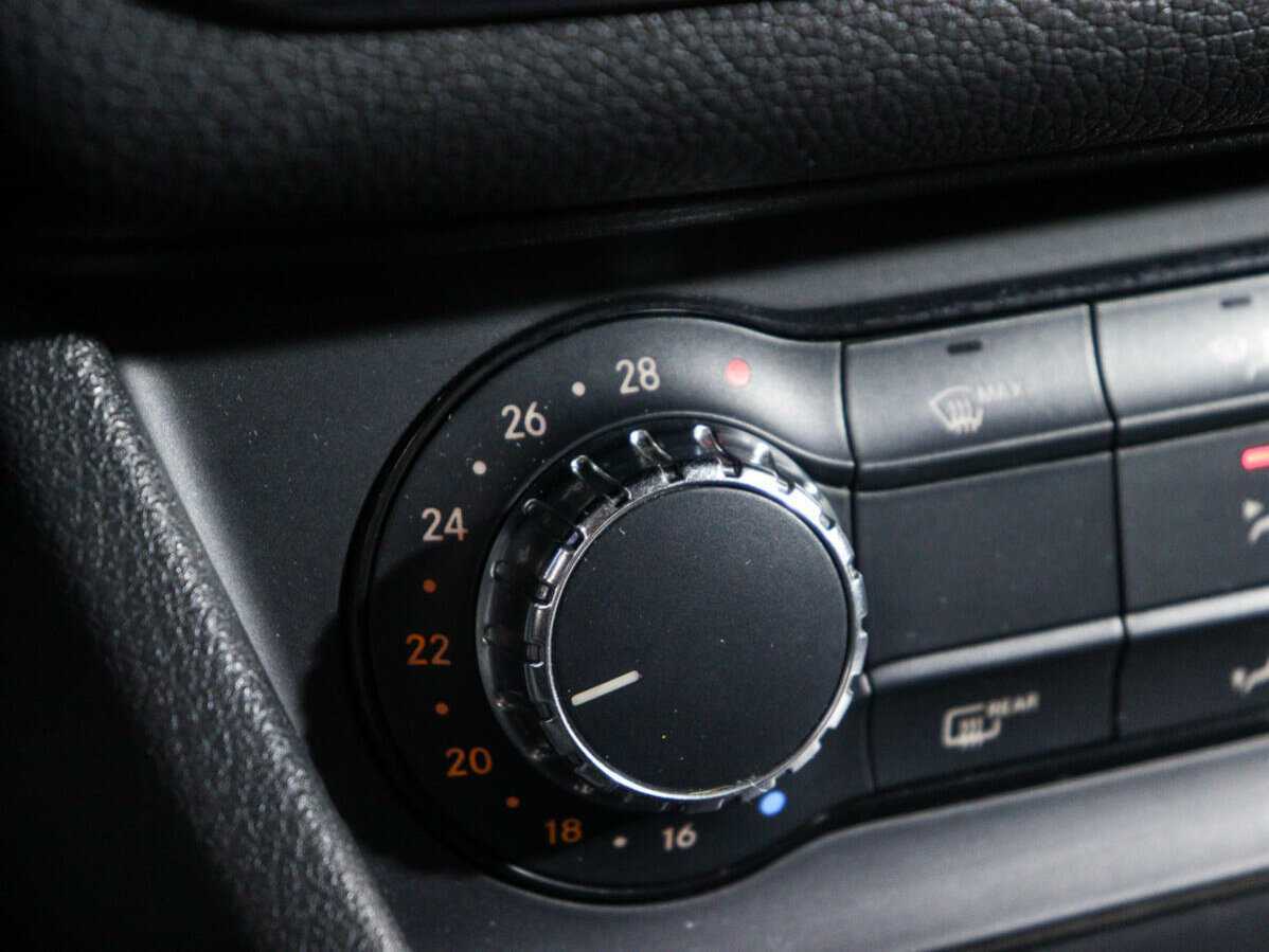 Mercedes-Benz CLA б/у, 2013, Роботизированная. Фото: #15