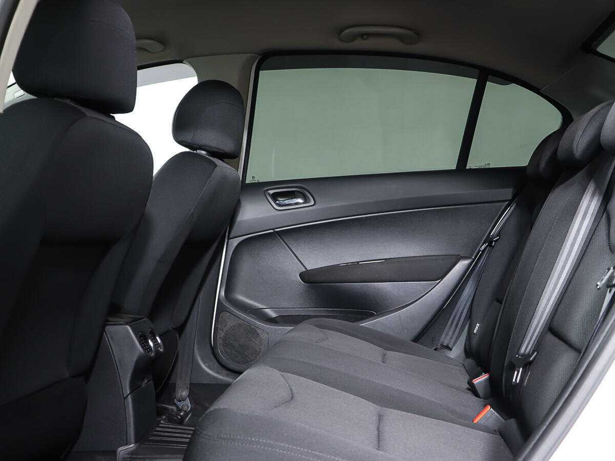 Пежо 408 б/у, 2014, Механическая. Фото: #9