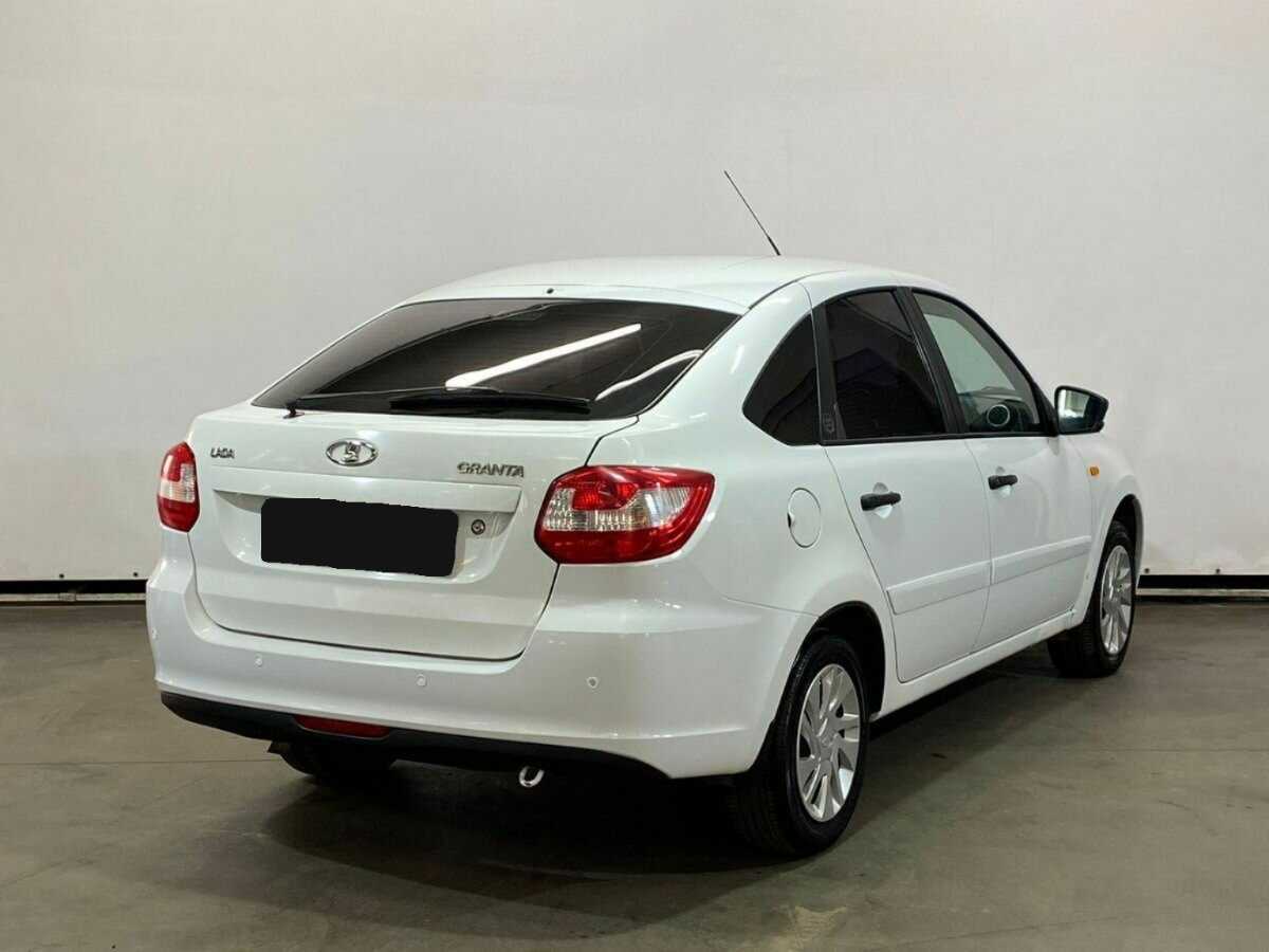 Lada (ВАЗ) Granta б/у, 2016, Механическая. Фото: #4