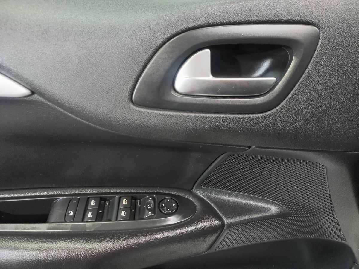 Citroen C4 б/у, 2015, Автоматическая. Фото: #15