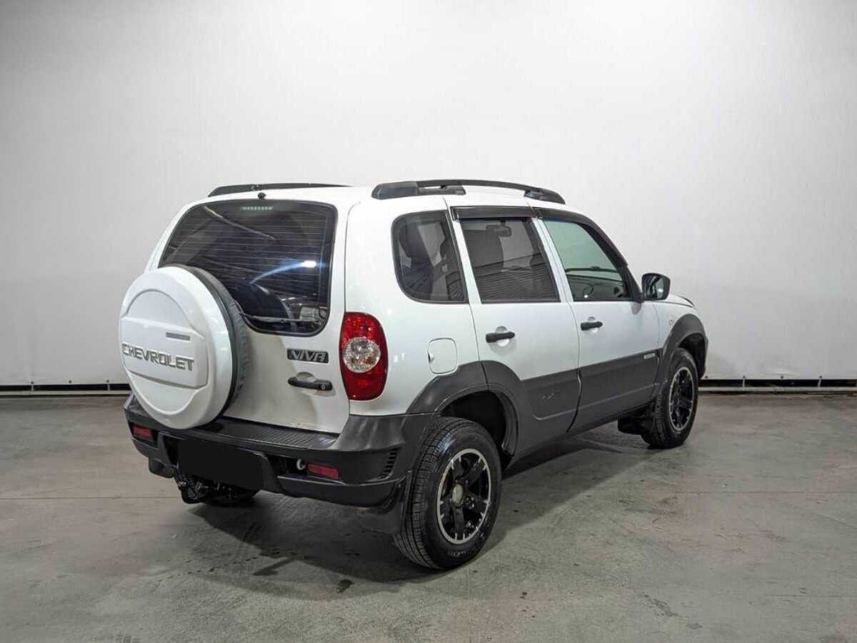 Chevrolet Niva б/у, 2018, Механическая. Фото: #4