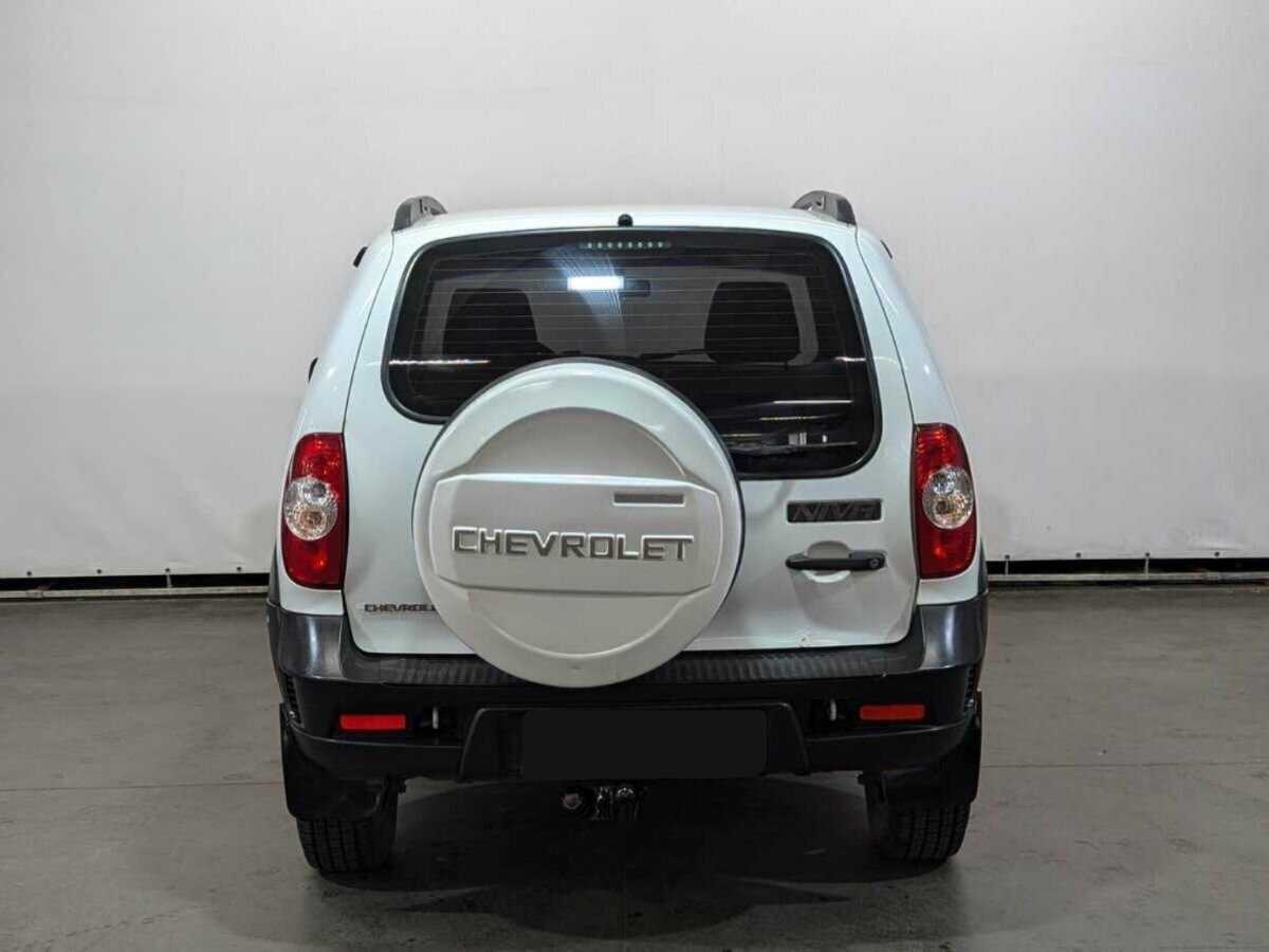 Chevrolet Niva б/у, 2018, Механическая. Фото: #5