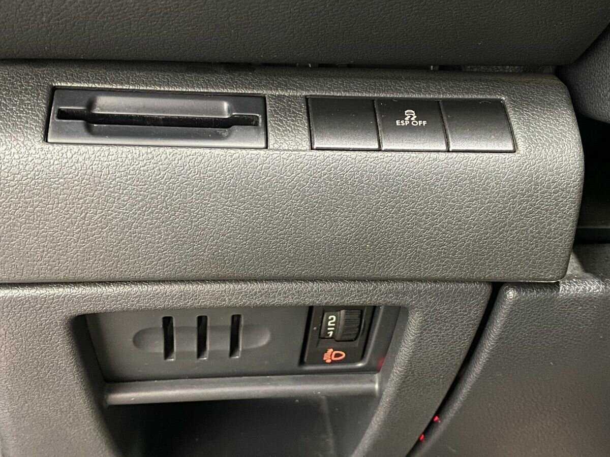 Peugeot 3008 б/у, 2012, Автоматическая. Фото: #13