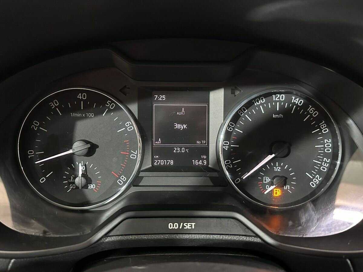 Шкода Октавия б/у, 2013, Механическая. Фото: #10