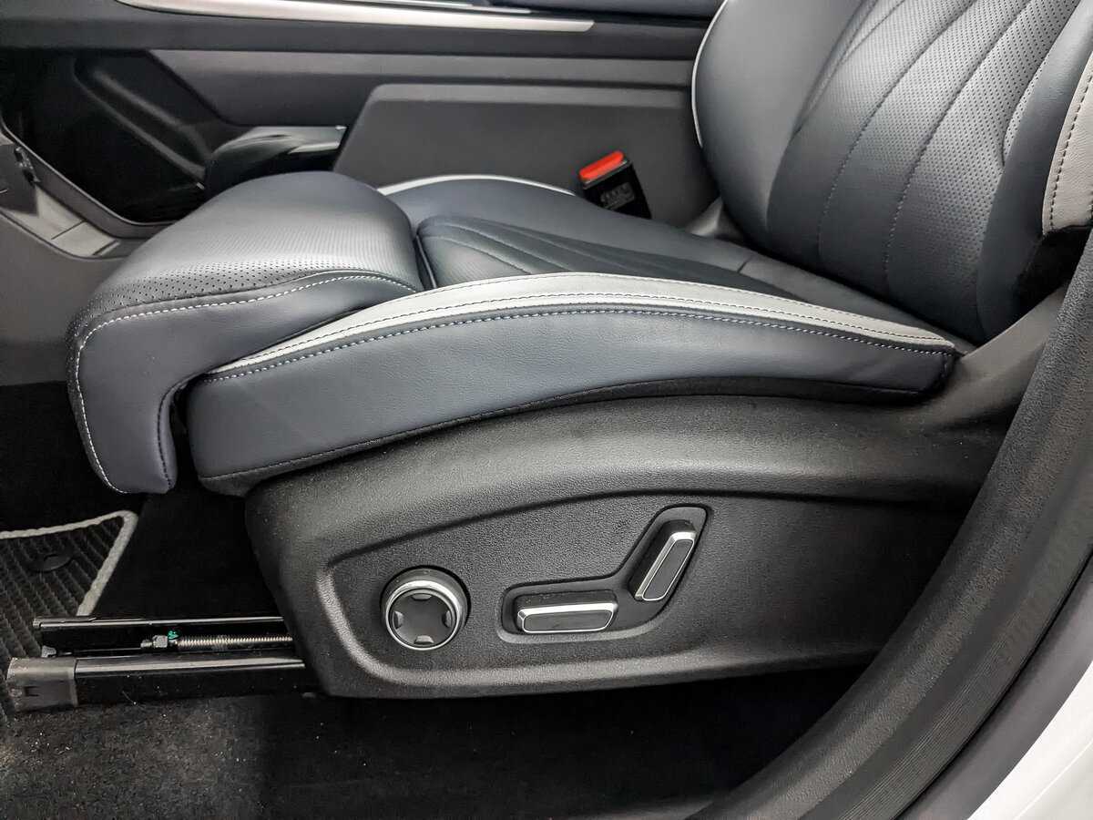 Geely Atlas б/у, 2024, Роботизированная. Фото: #20