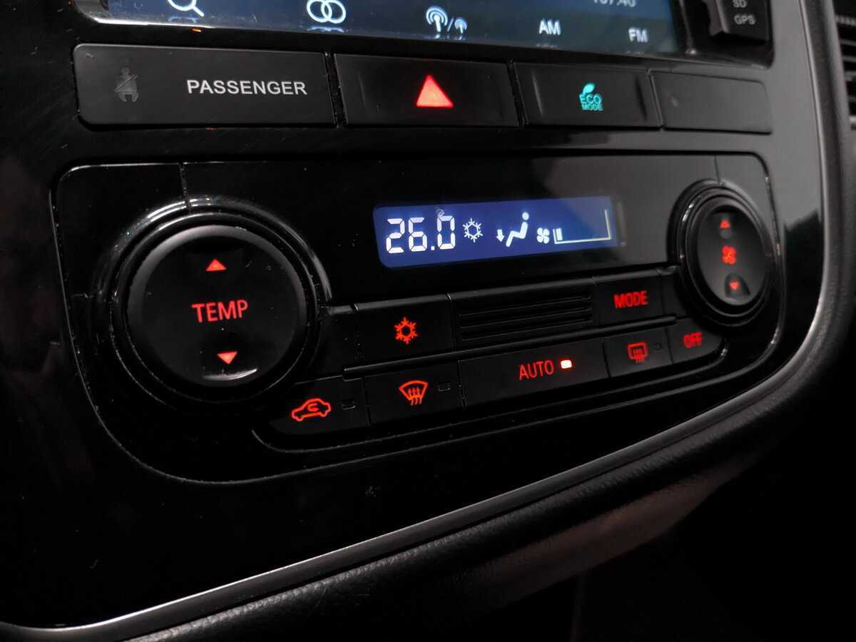 Mitsubishi Outlander б/у, 2017, Вариатор. Фото: #13