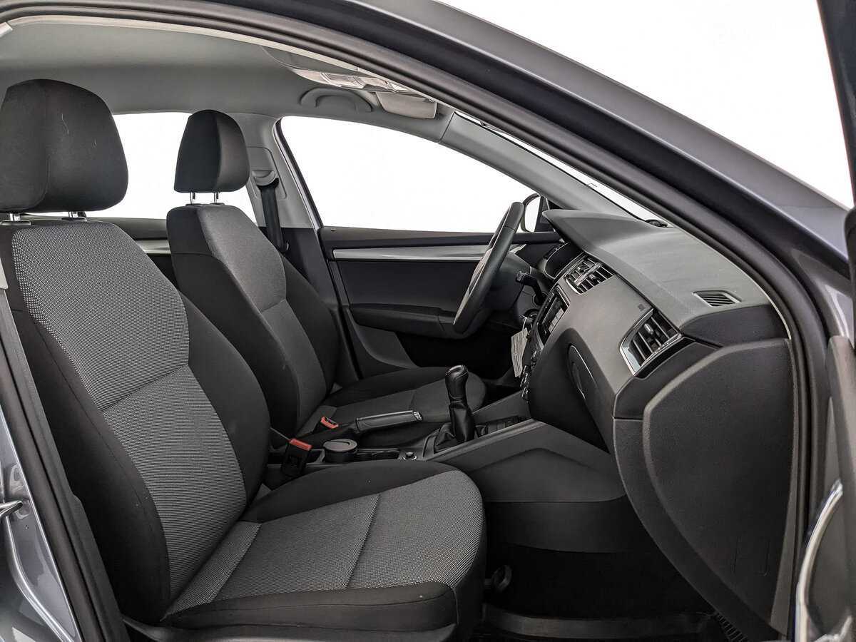 Шкода Октавия б/у, 2015, Механическая. Фото: #19