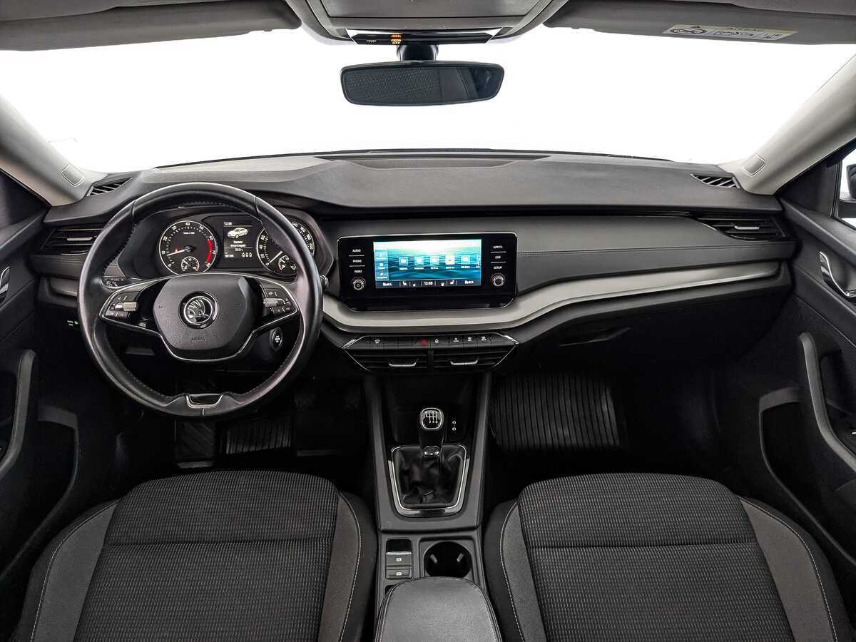 Шкода Октавия б/у, 2021, Механическая. Фото: #9