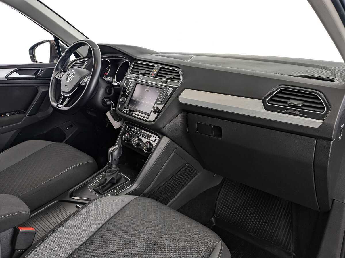 Фольксваген Тигуан б/у, 2017, Роботизированная. Фото: #8