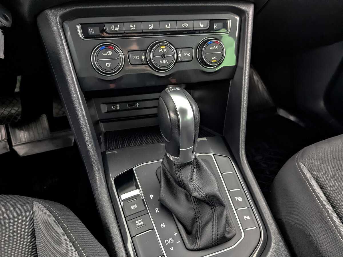 Фольксваген Тигуан б/у, 2017, Роботизированная. Фото: #21