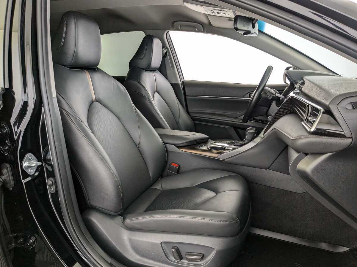 Toyota Camry б/у, 2020, Автоматическая. Фото: #14