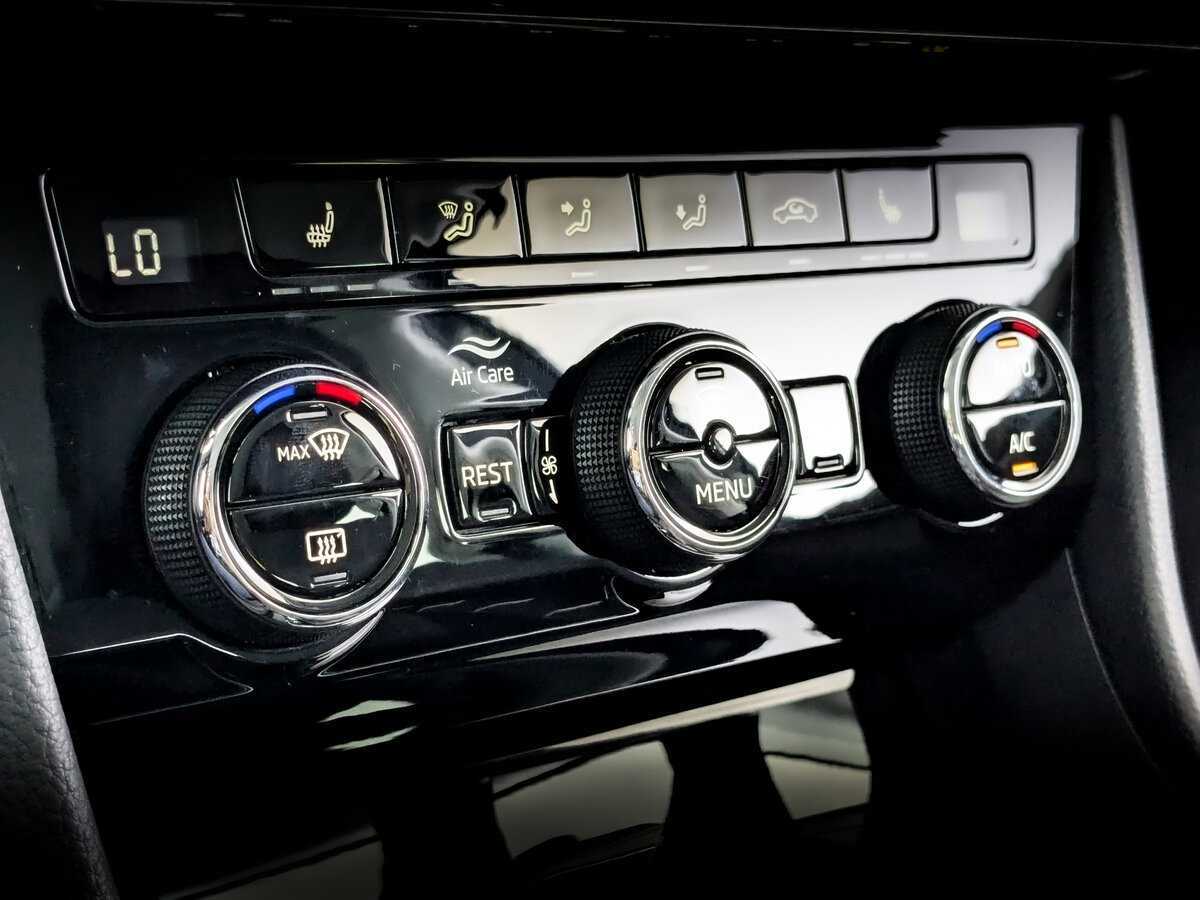 Шкода Суперб б/у, 2019, Роботизированная. Фото: #22