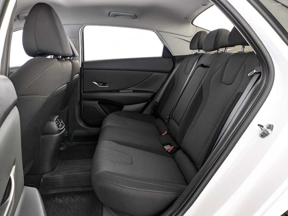 Хендай Елантра б/у, 2021, Автоматическая. Фото: #13