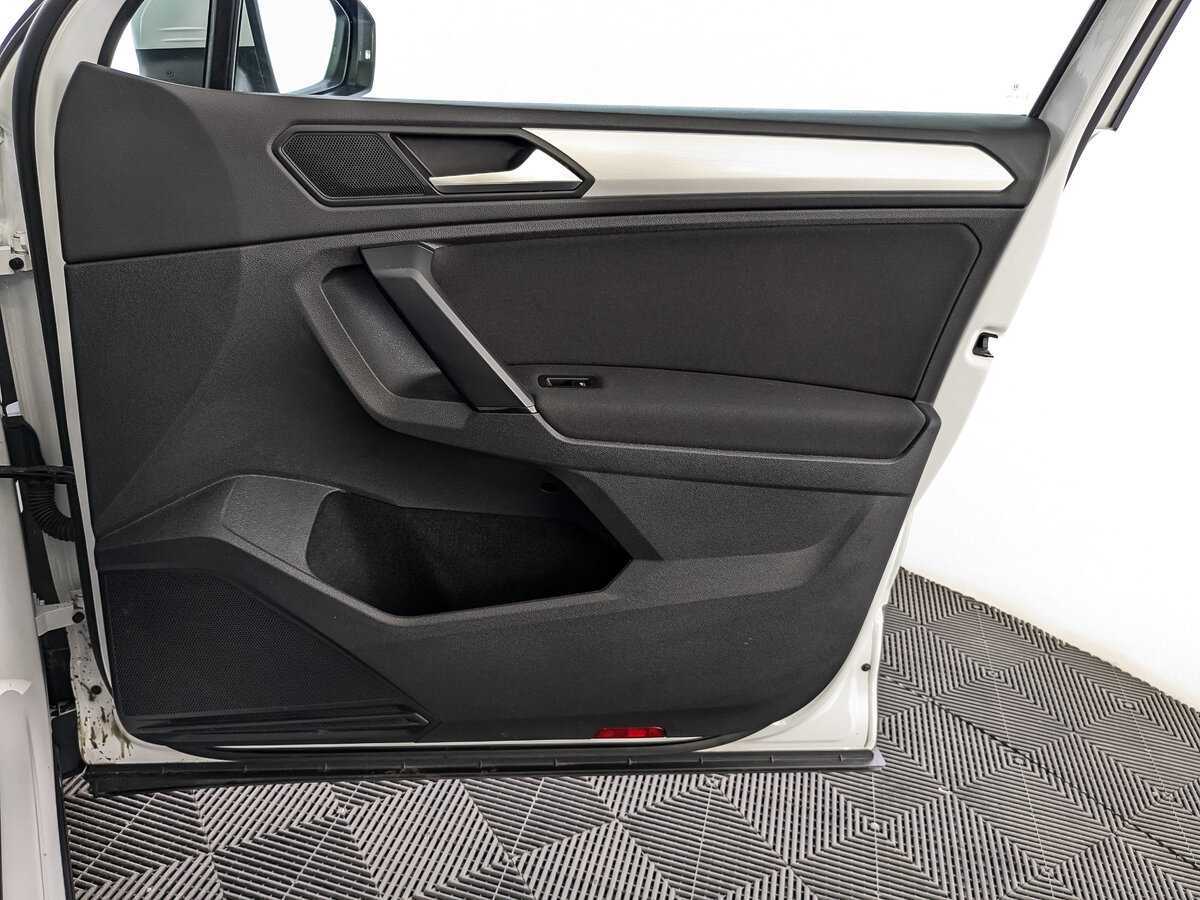 Volkswagen Tiguan б/у, 2018, Роботизированная. Фото: #20