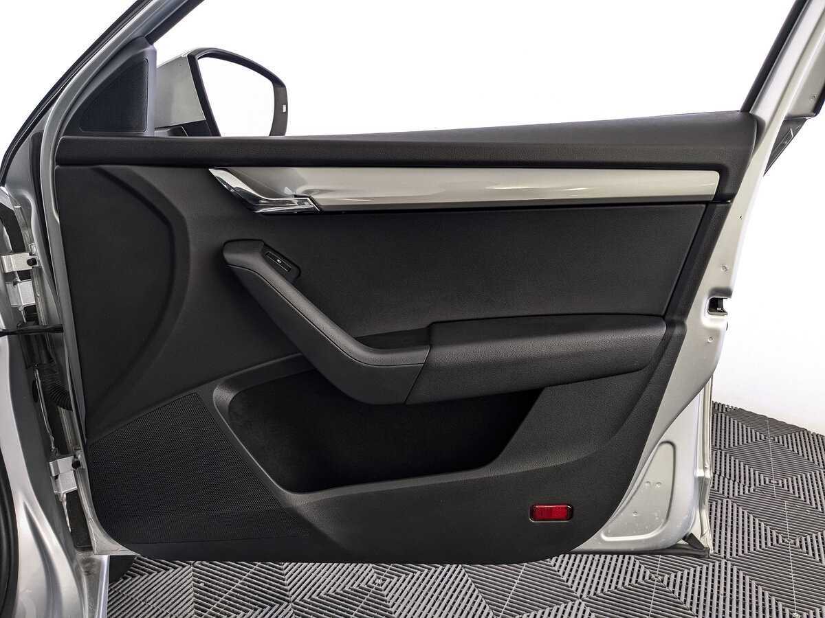 Шкода Октавия б/у, 2017, Автоматическая. Фото: #20