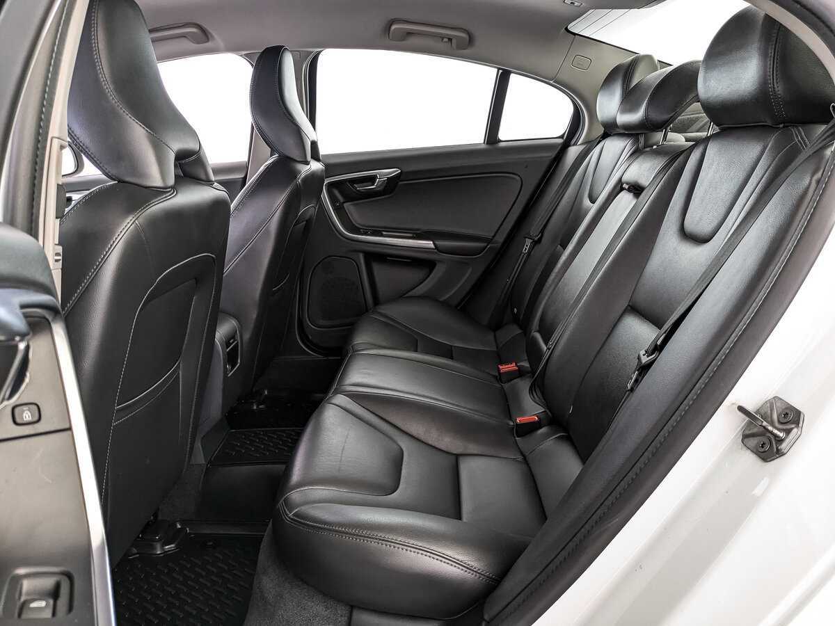 Вольво С60 б/у, 2016, Автоматическая. Фото: #13