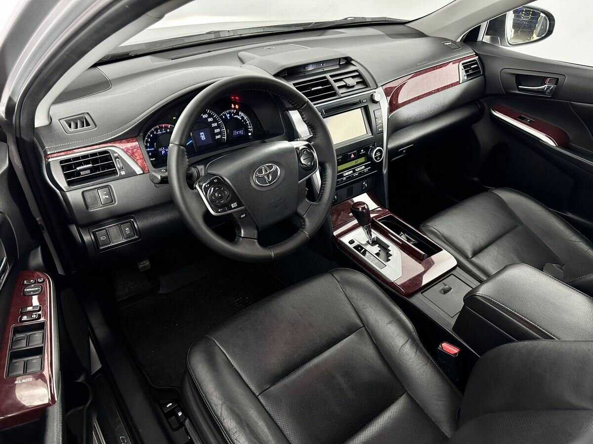 Toyota Camry б/у, 2014, Автоматическая. Фото: #6