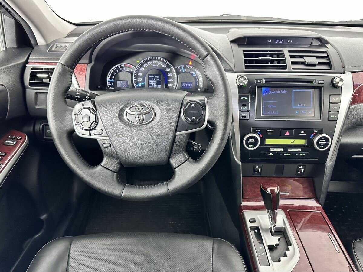 Toyota Camry б/у, 2014, Автоматическая. Фото: #9