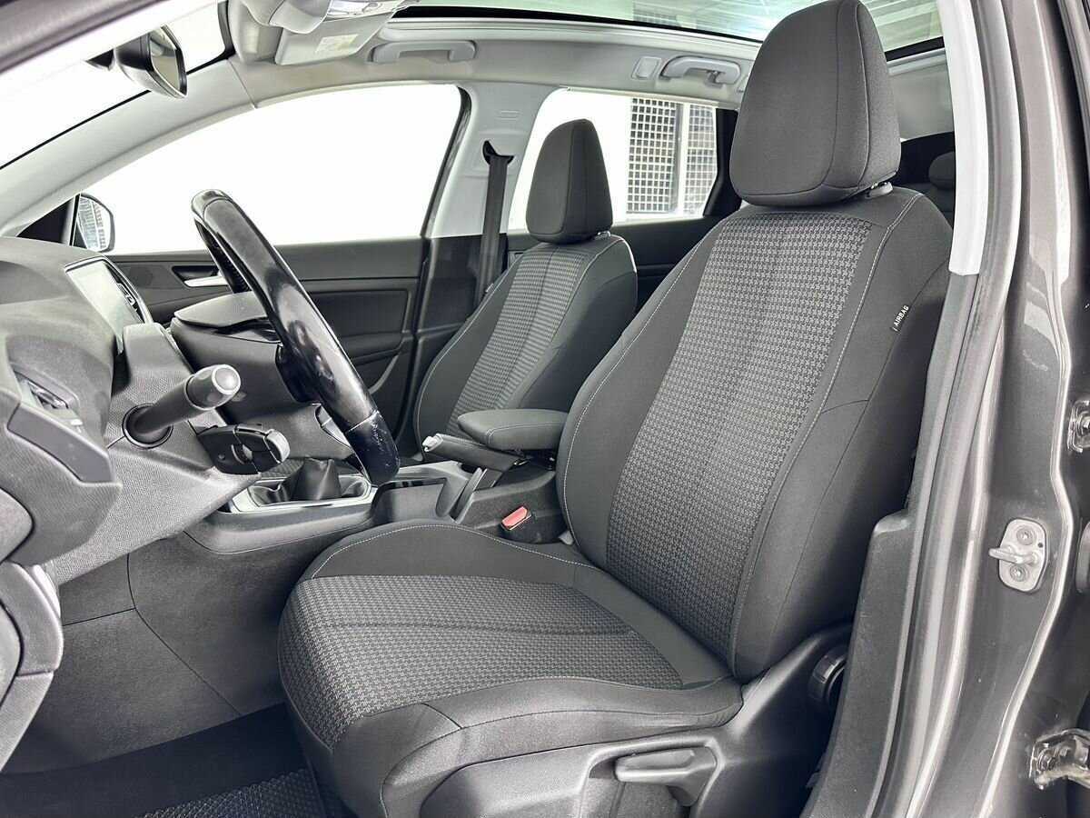 Peugeot 308 б/у, 2018, Механическая. Фото: #6