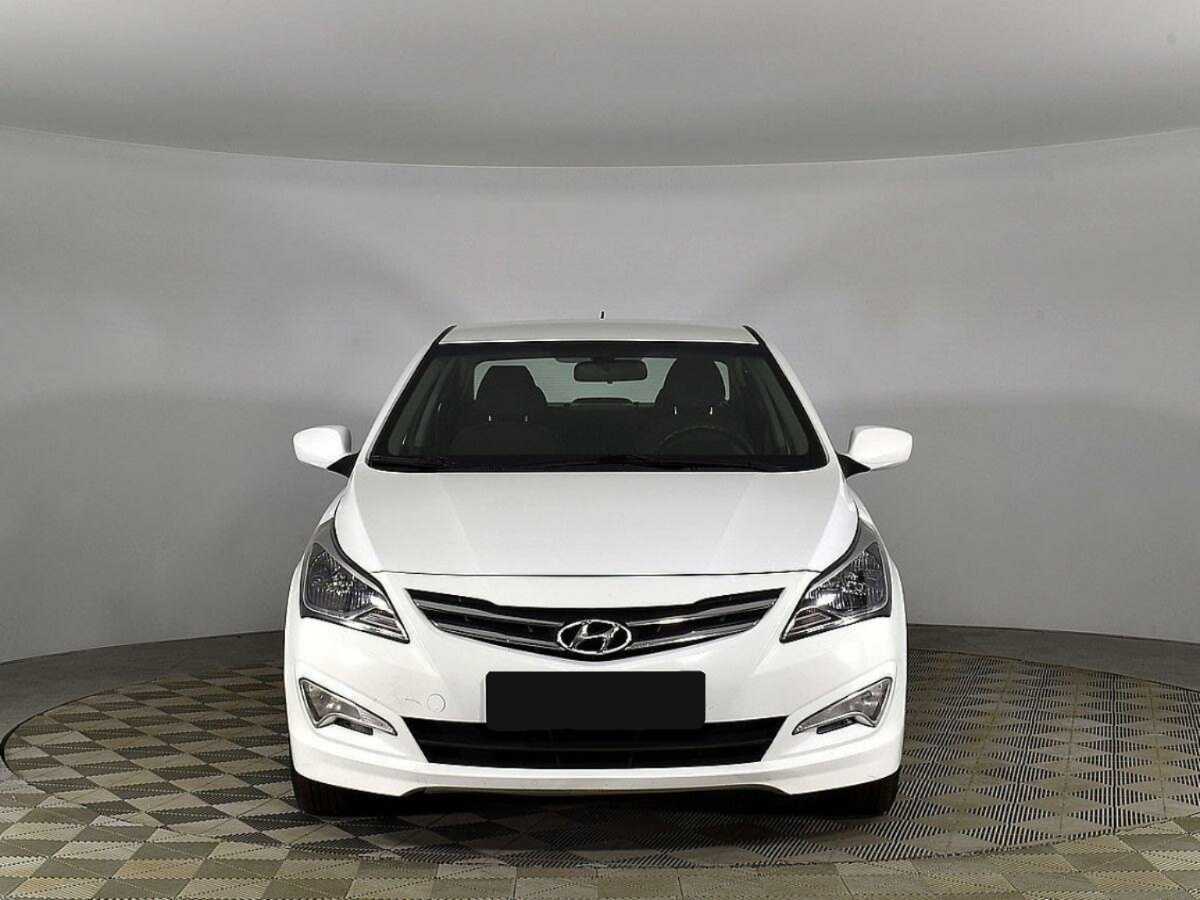 Hyundai Solaris б/у, 2014, Автоматическая. Фото: #2