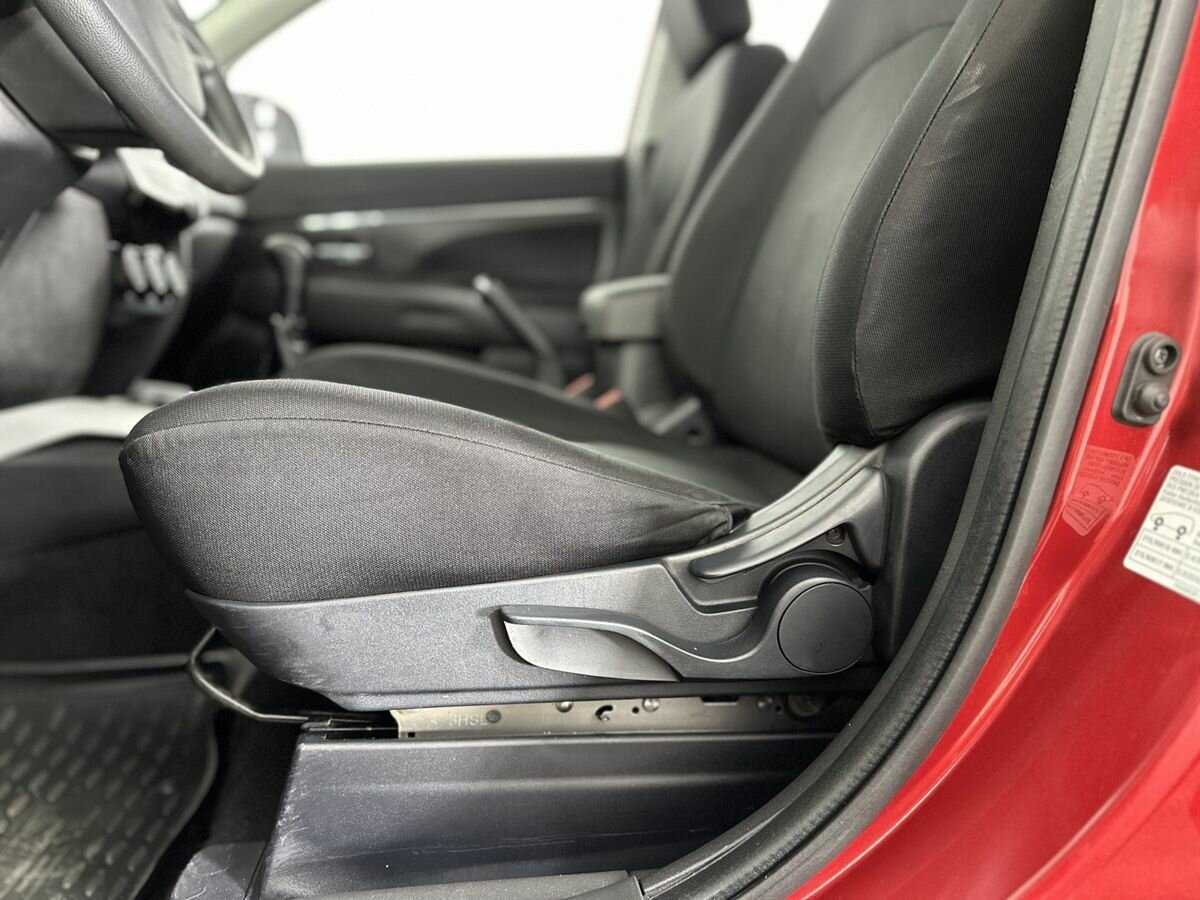 Mitsubishi ASX б/у, 2013, Механическая. Фото: #9