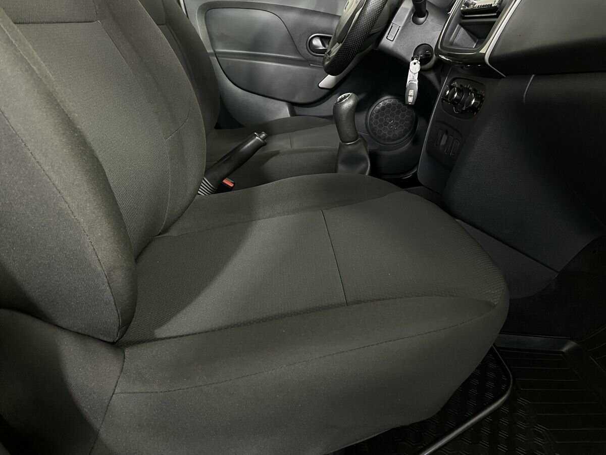 Renault Logan б/у, 2018, Механическая. Фото: #13