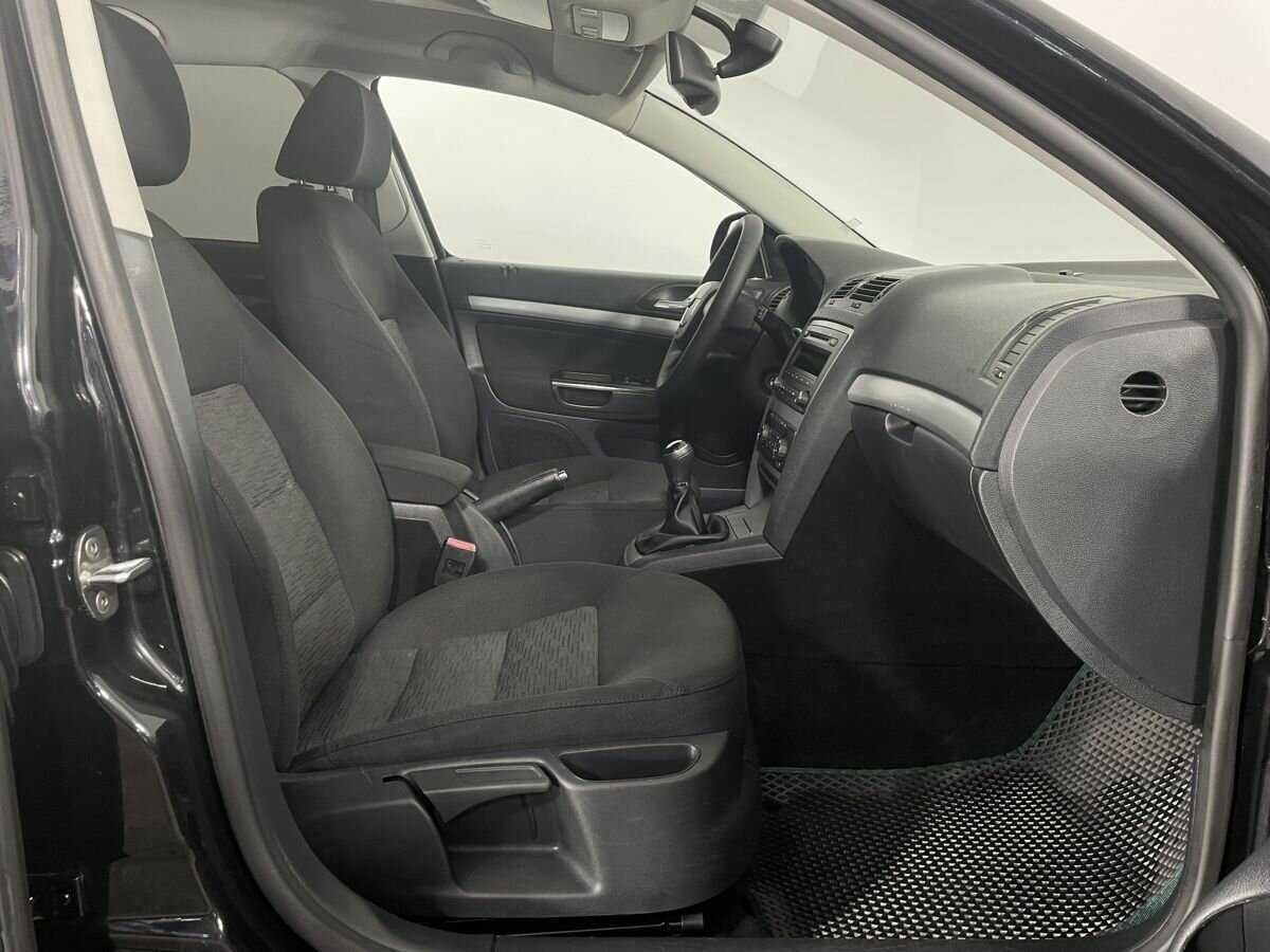 Skoda Octavia б/у, 2012, Механическая. Фото: #13