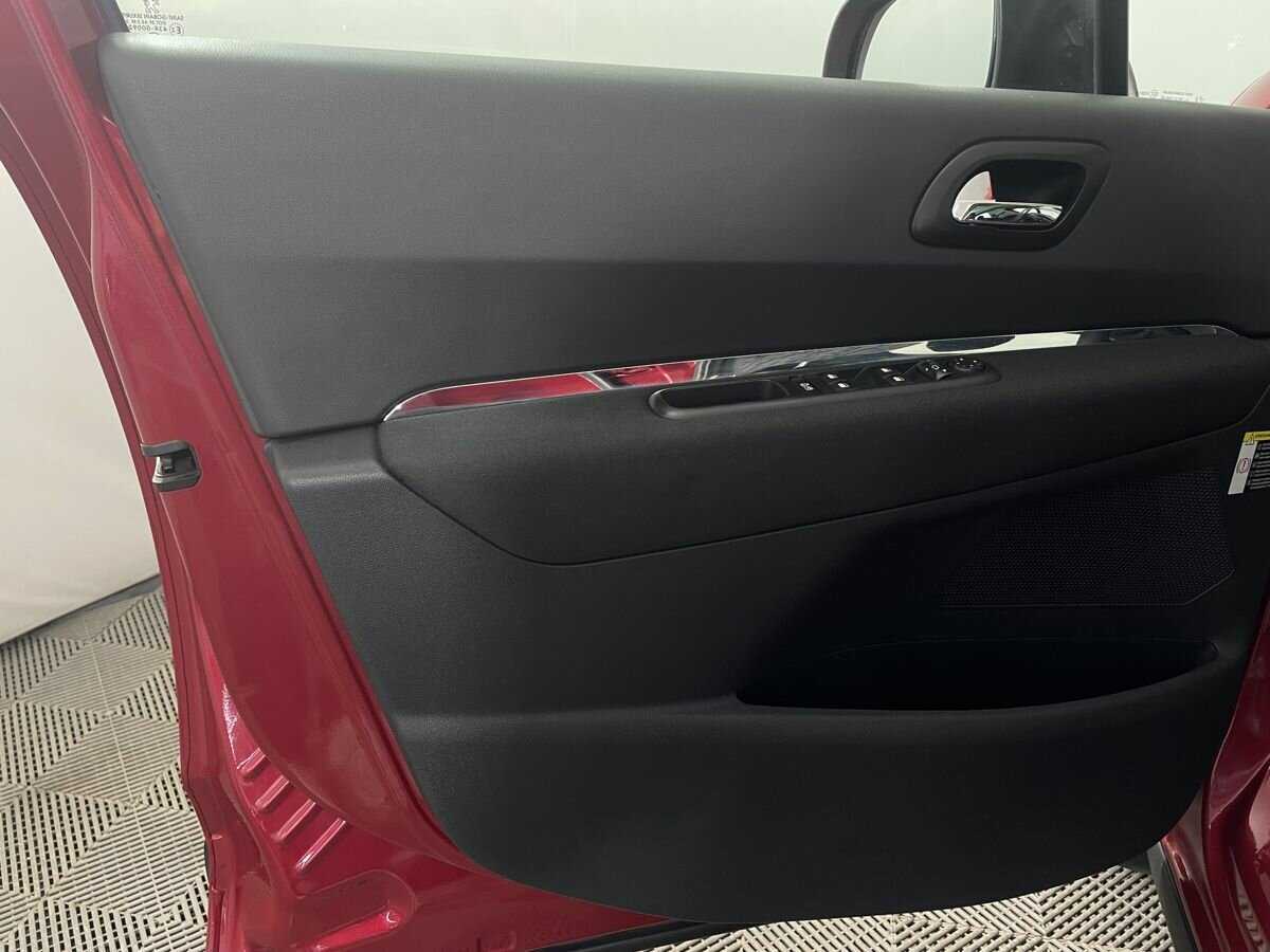 Peugeot 3008 б/у, 2012, Автоматическая. Фото: #7