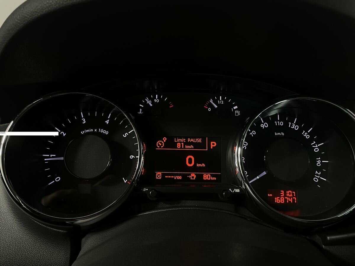 Peugeot 3008 б/у, 2012, Автоматическая. Фото: #10