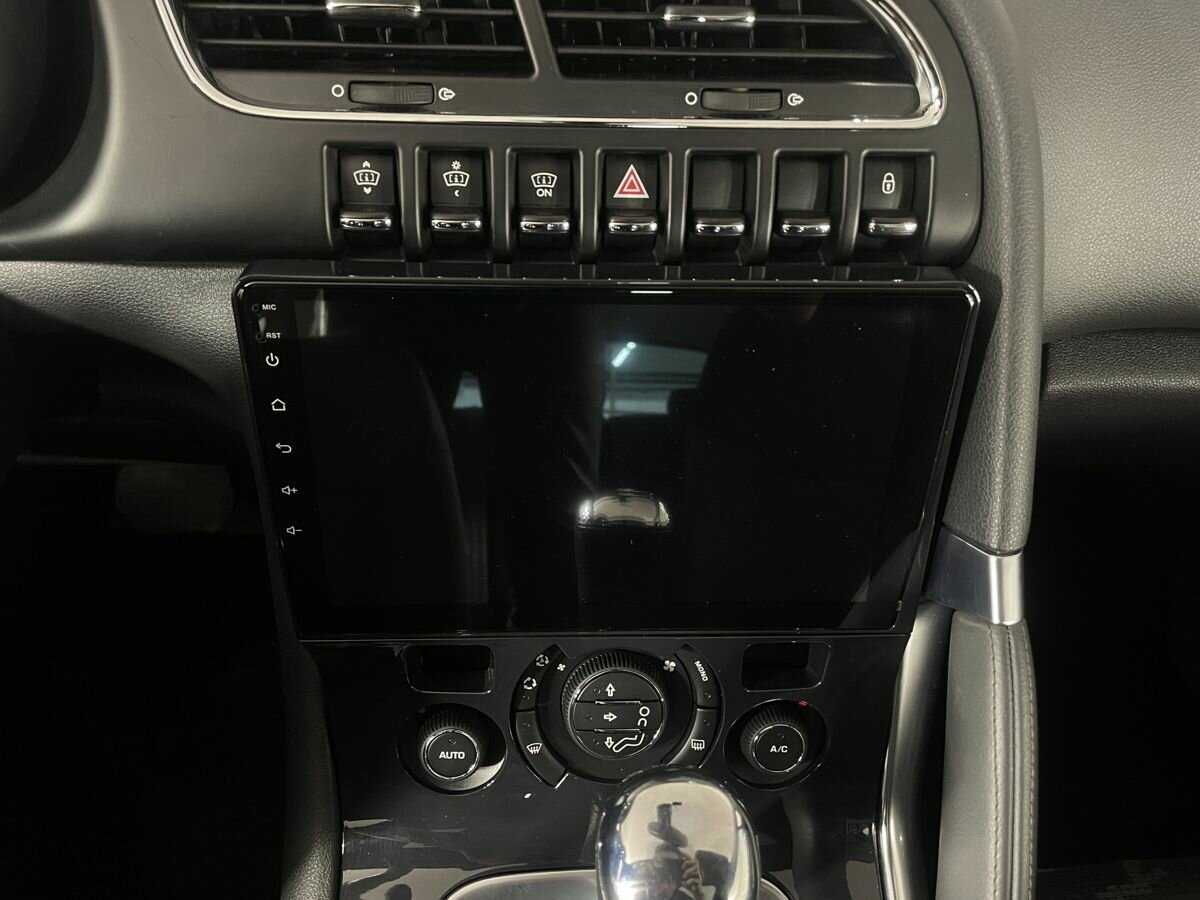 Peugeot 3008 б/у, 2012, Автоматическая. Фото: #11