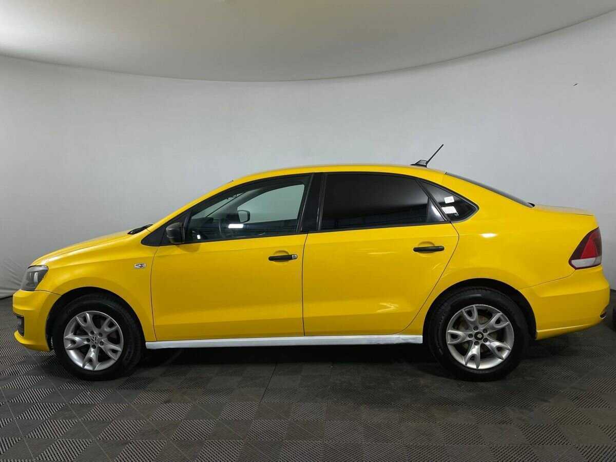 Volkswagen Polo б/у, 2017, Механическая. Фото: #4