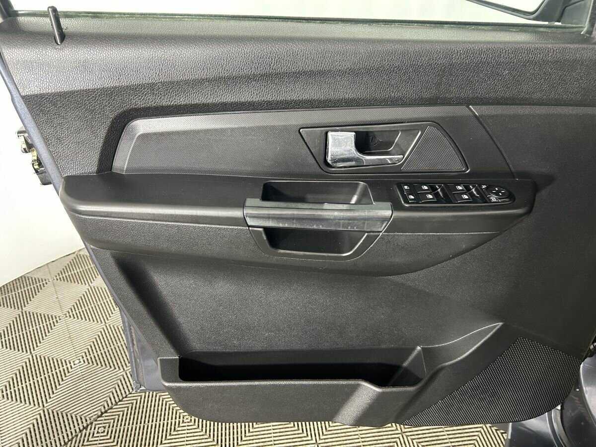 УАЗ Патриот б/у, 2016, Механическая. Фото: #7