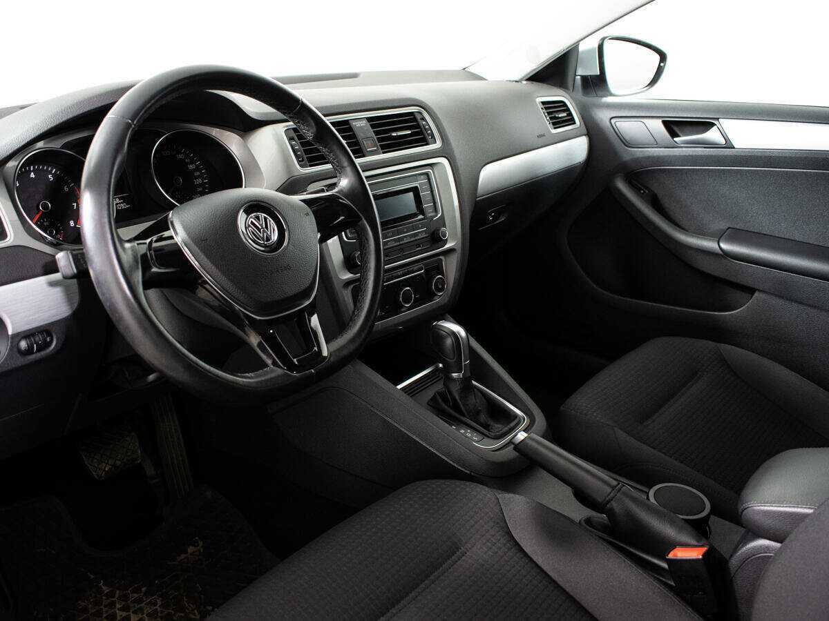 Volkswagen Jetta б/у, 2018, Роботизированная. Фото: #12