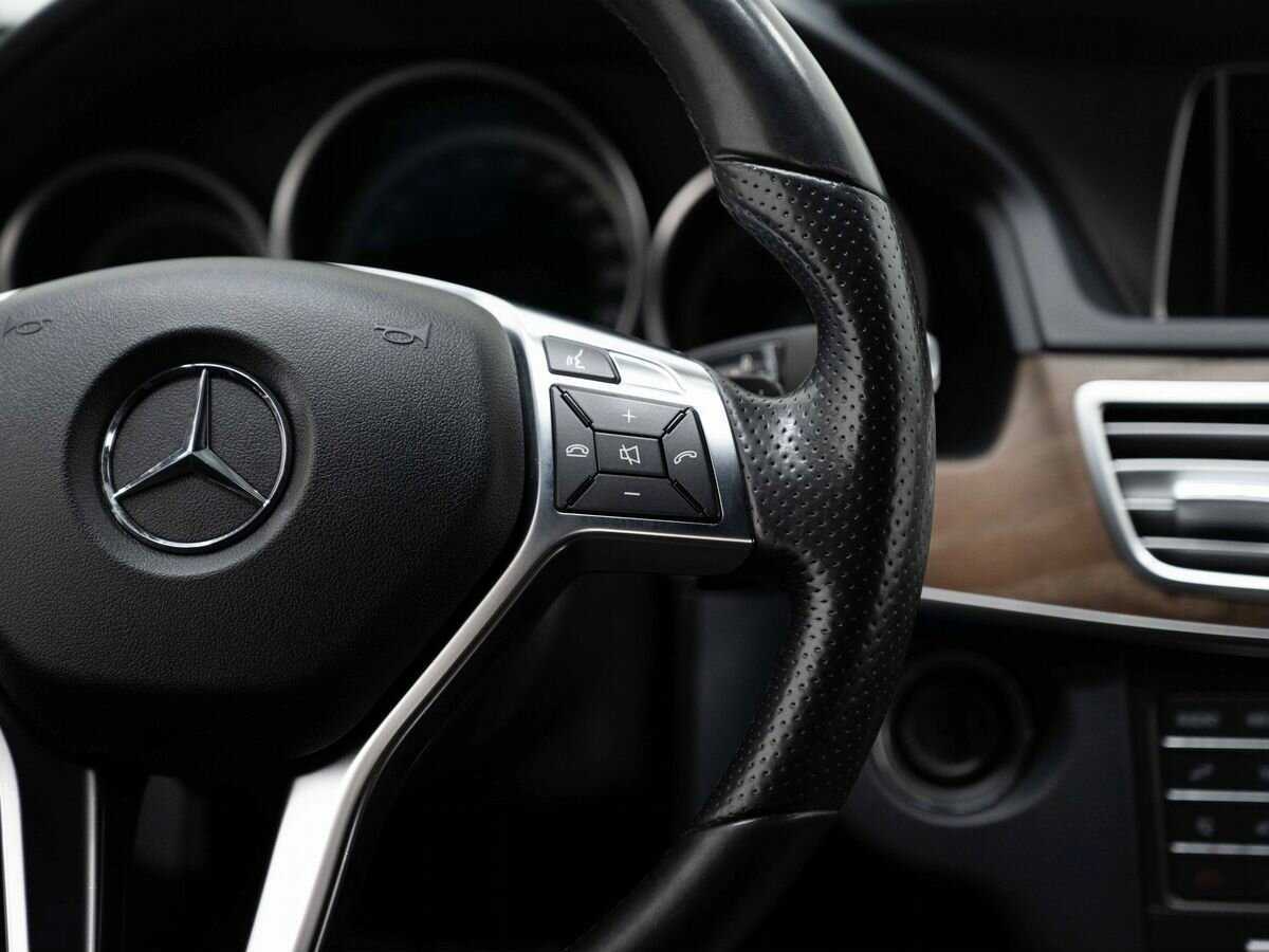 Mercedes-Benz E-Класс б/у, 2015, Автоматическая. Фото: #16