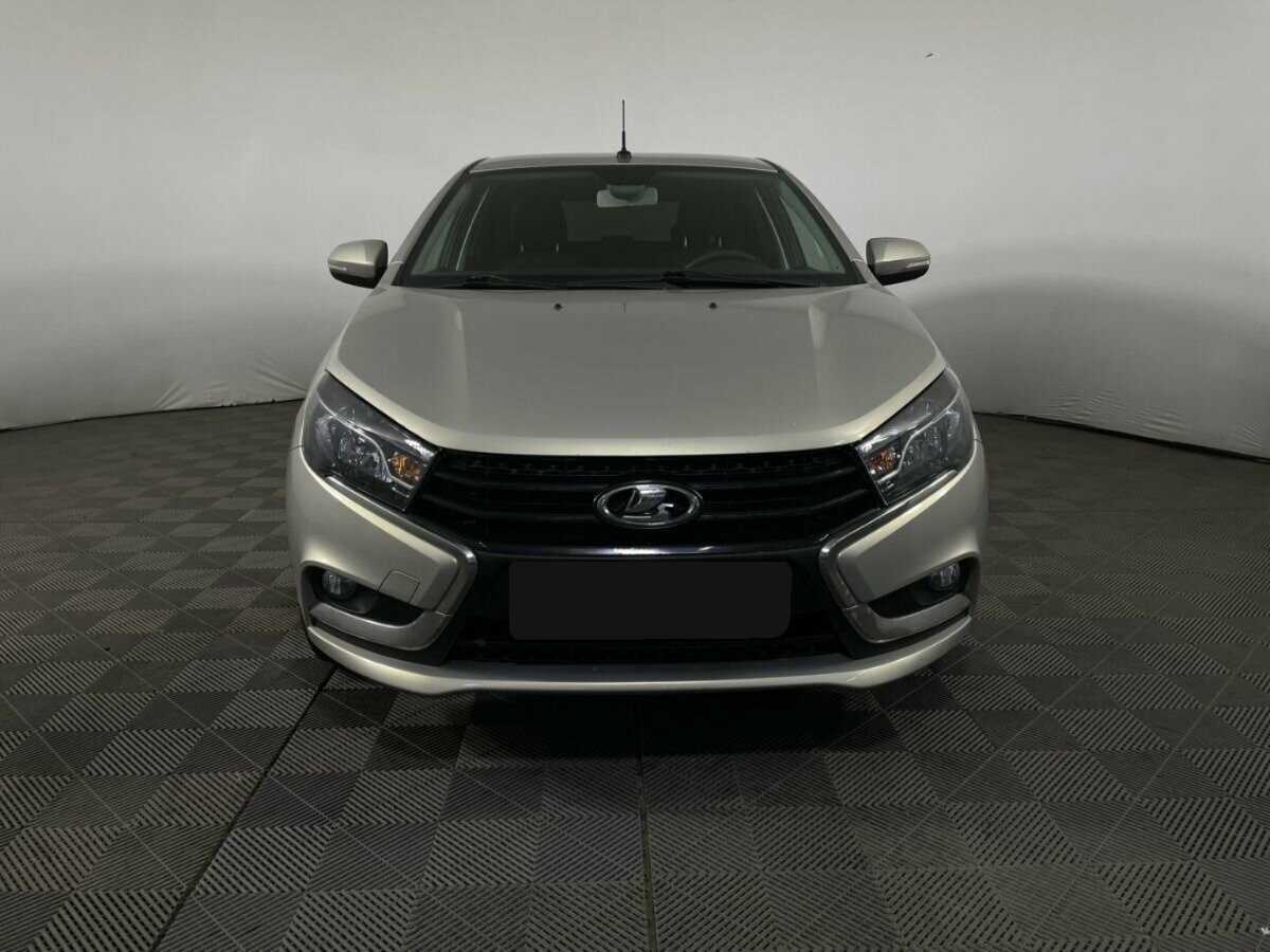 Lada (ВАЗ) Vesta б/у, 2018, Механическая. Фото: #1