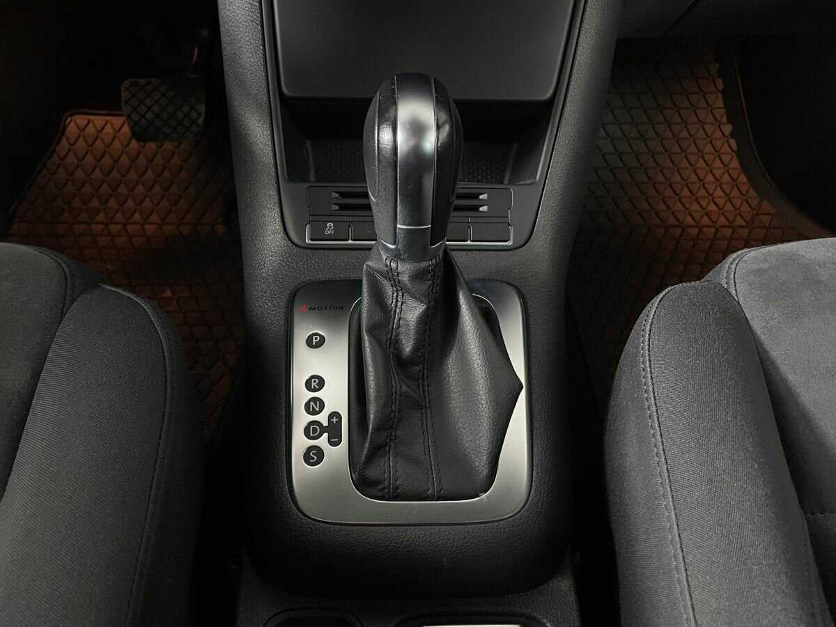 Volkswagen Tiguan б/у, 2012, Автоматическая. Фото: #12