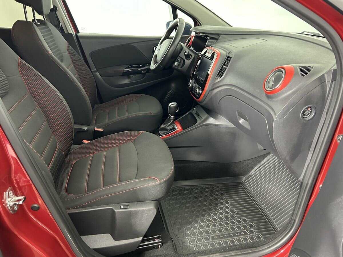 Рено Каптюр б/у, 2018, Автоматическая. Фото: #12