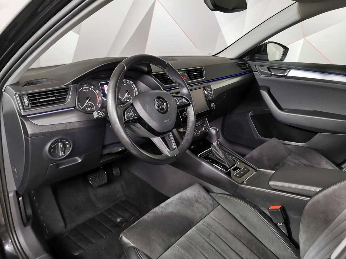 Skoda Superb б/у, 2017, Роботизированная. Фото: #13