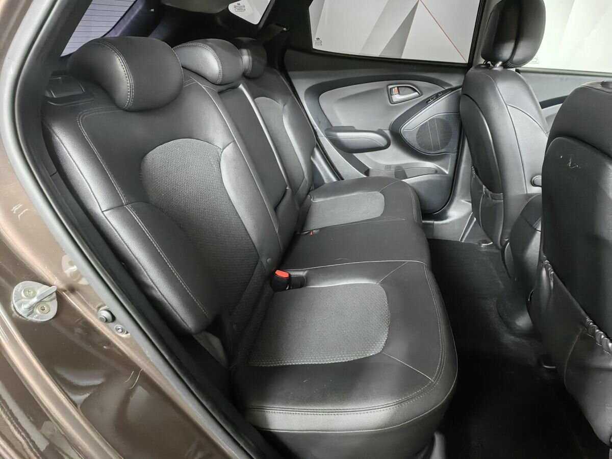 Hyundai ix35 б/у, 2013, Автоматическая. Фото: #9