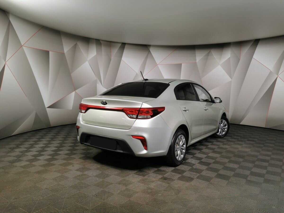 Kia Rio б/у, 2018, Автоматическая. Фото: #1