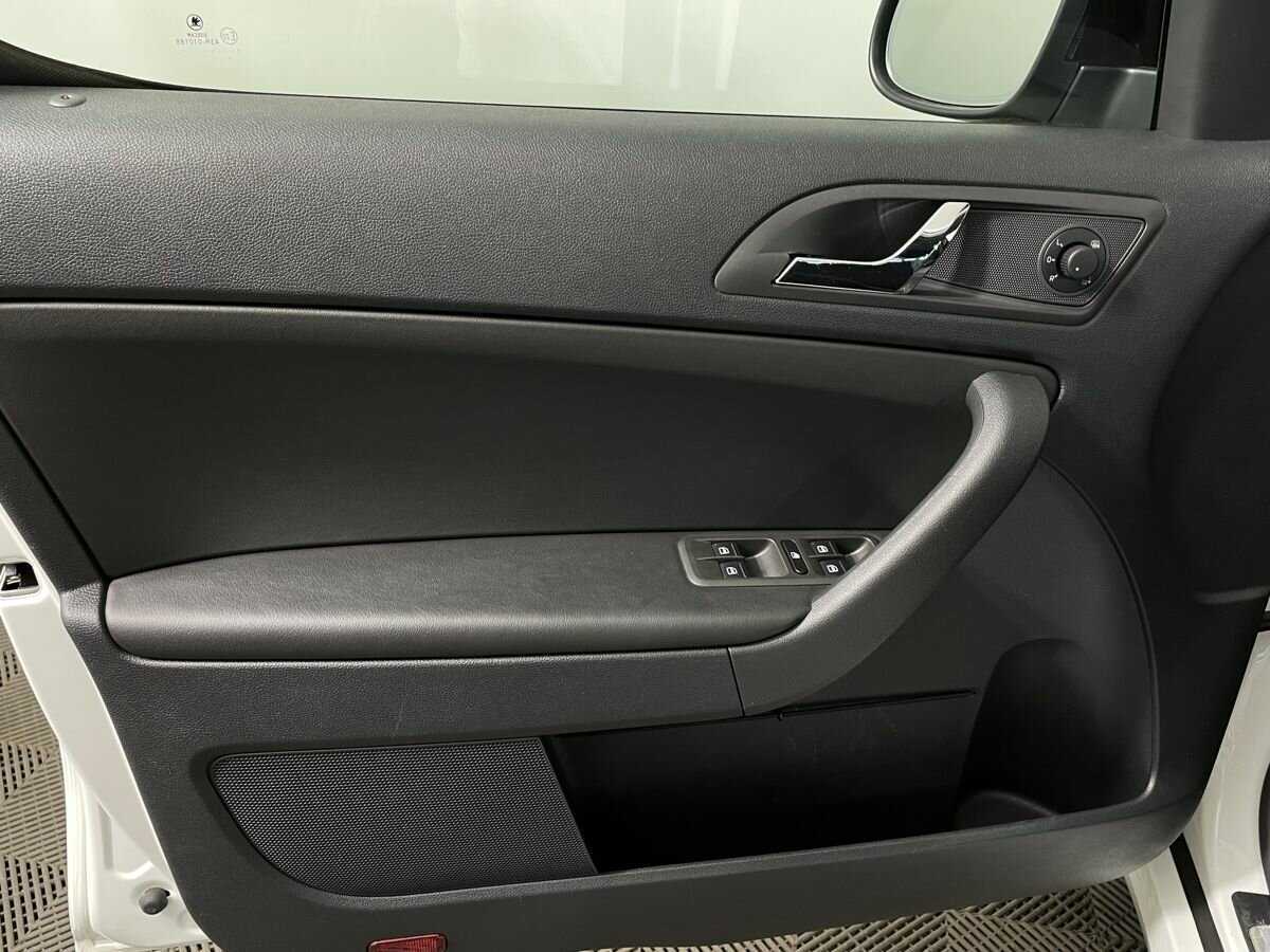 Skoda Yeti б/у, 2017, Автоматическая. Фото: #7