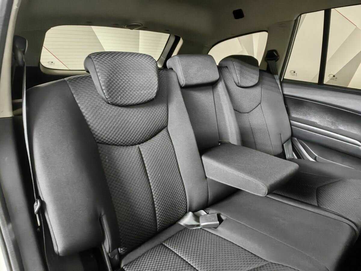SsangYong Kyron б/у, 2014, Механическая. Фото: #12