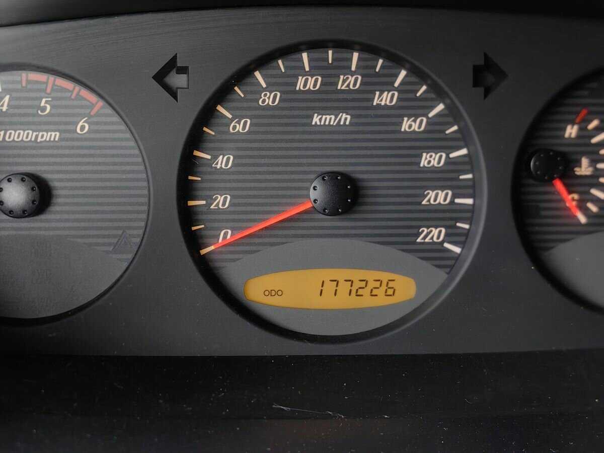 SsangYong Kyron б/у, 2014, Механическая. Фото: #15